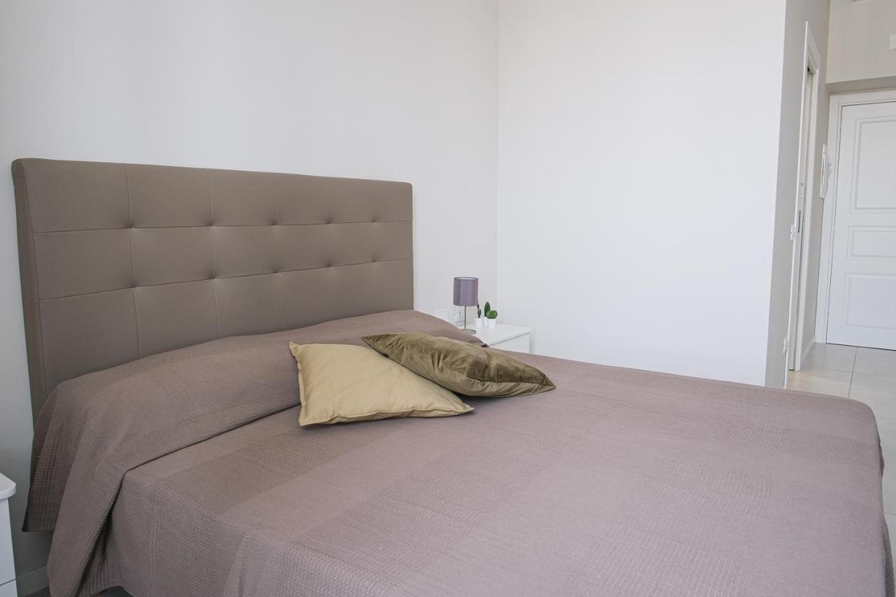 Domus Alberto Naples Extérieur photo